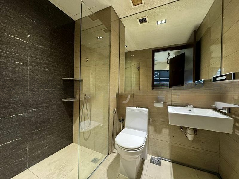 THE PROMENADE@PELIKAT 5