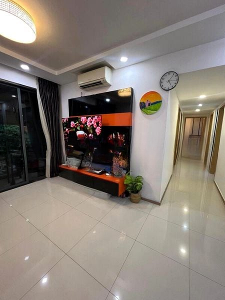 BLOSSOM RESIDENCES 7