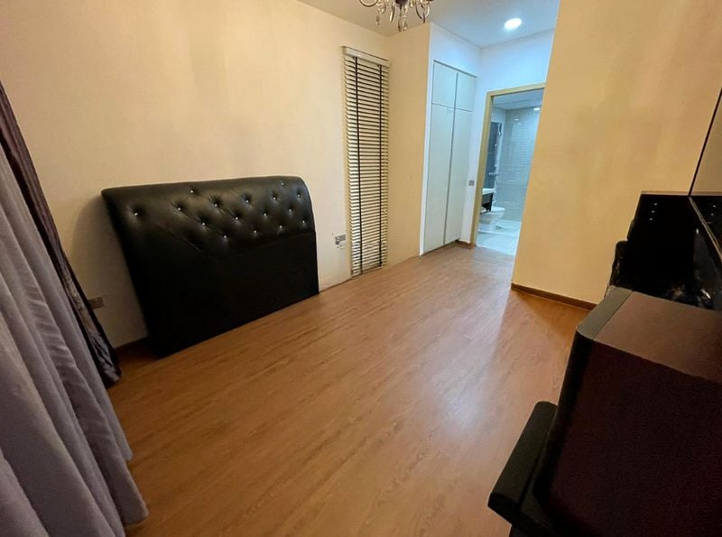 BLOSSOM RESIDENCES 4