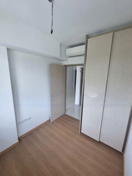 TREASURE AT TAMPINES 11