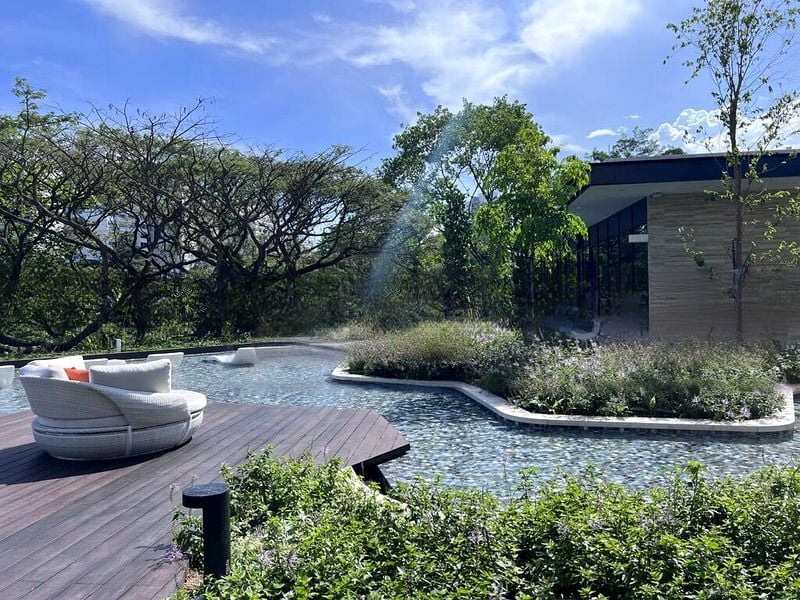 AVENUE SOUTH RESIDENCE 8