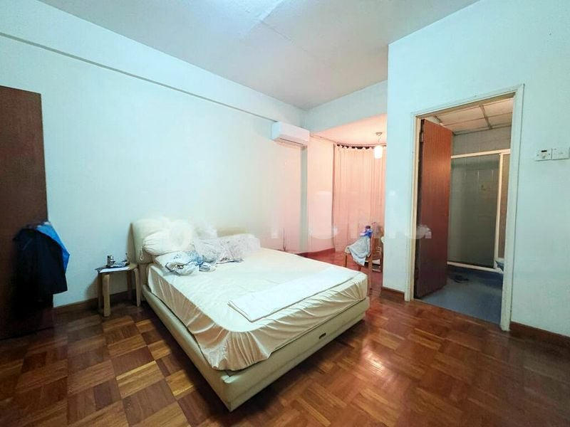 FAR HORIZON GARDENS 5