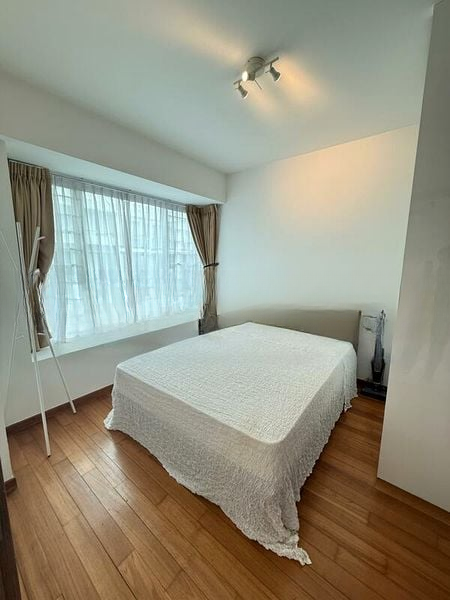 SUITES AT ORCHARD 11