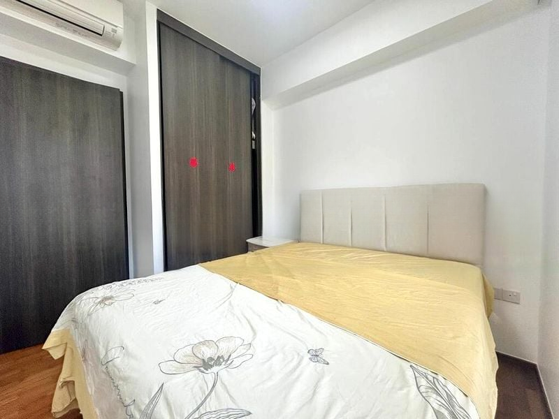 NORTH PARK RESIDENCES 7