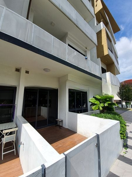 8 FARRER SUITES 3