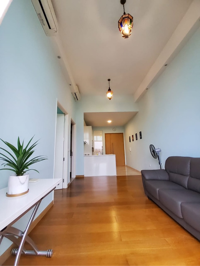 KINGSFORD . HILLVIEW PEAK 11