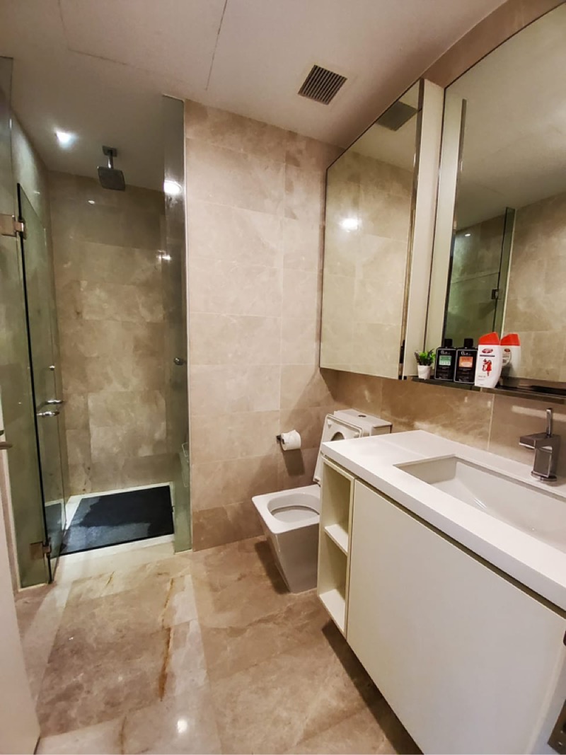 KINGSFORD . HILLVIEW PEAK 4