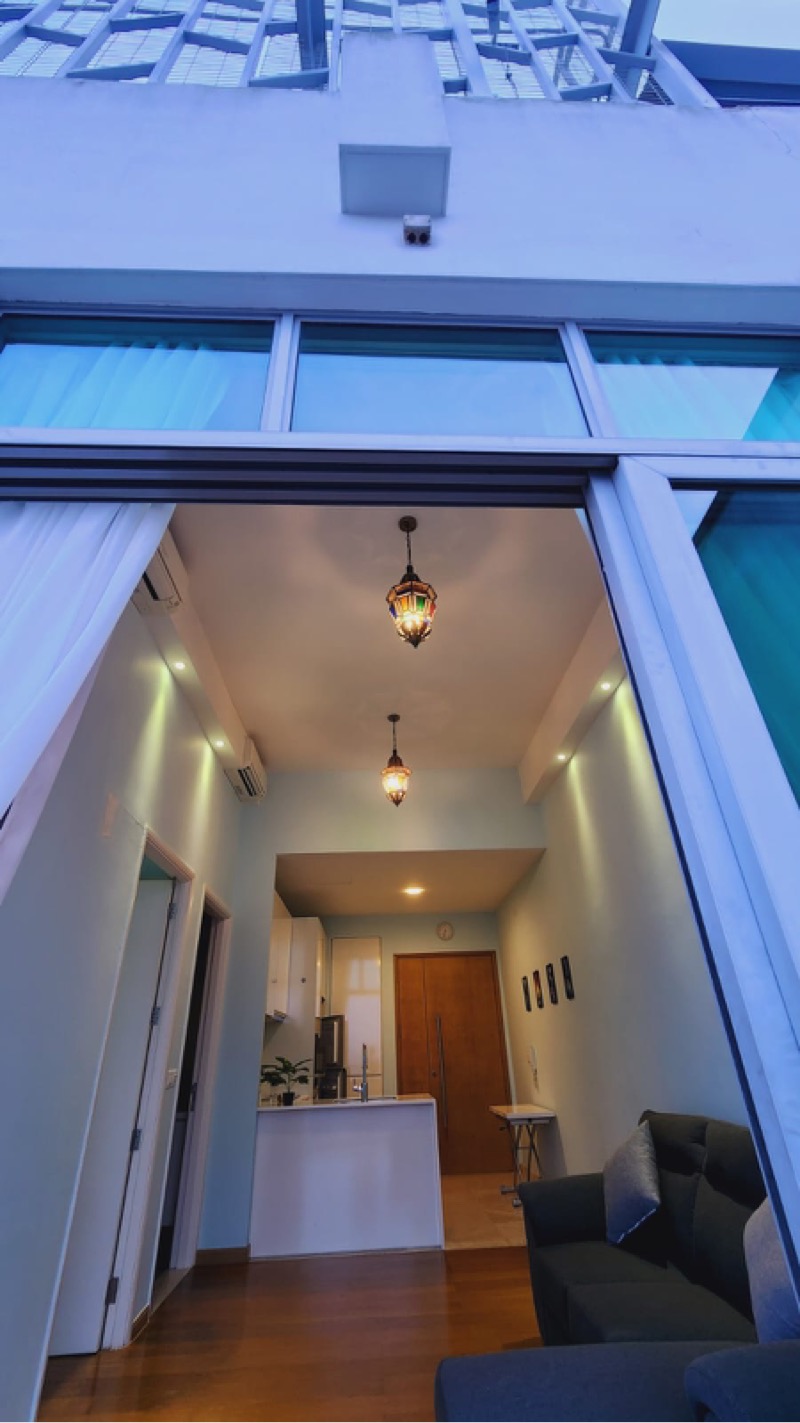 KINGSFORD . HILLVIEW PEAK 7