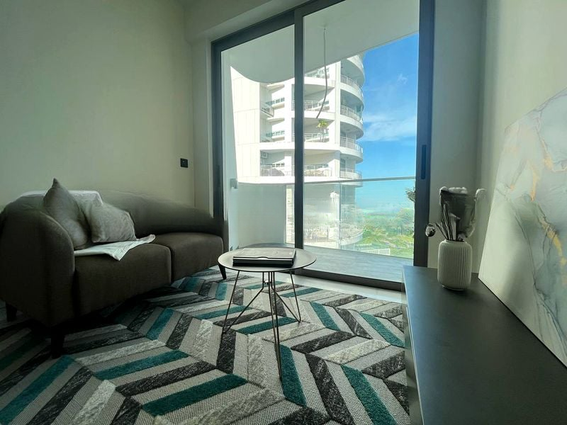 COASTLINE RESIDENCES 3