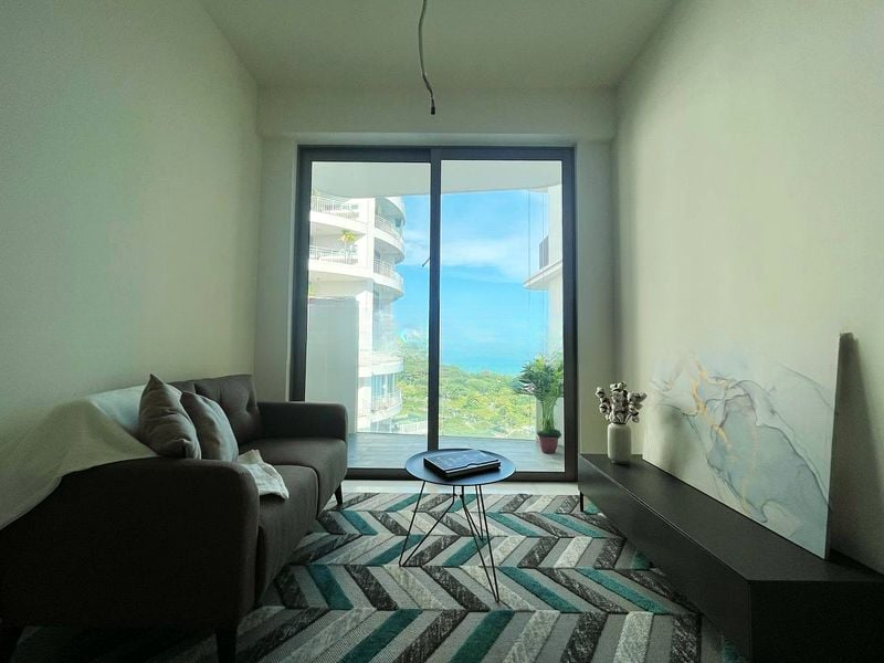 COASTLINE RESIDENCES 2