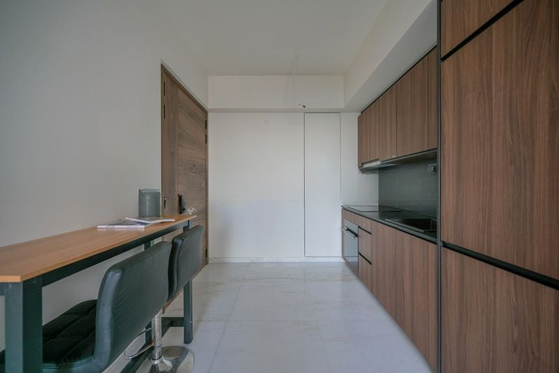 COASTLINE RESIDENCES 5