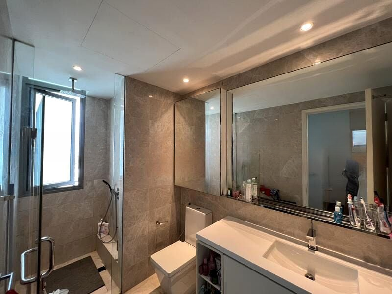 KINGSFORD . HILLVIEW PEAK 10