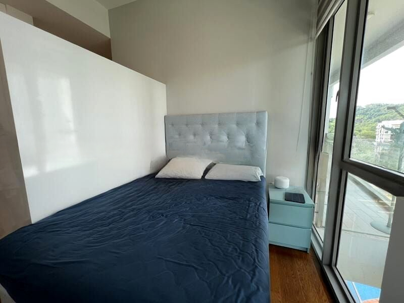 KINGSFORD . HILLVIEW PEAK 9