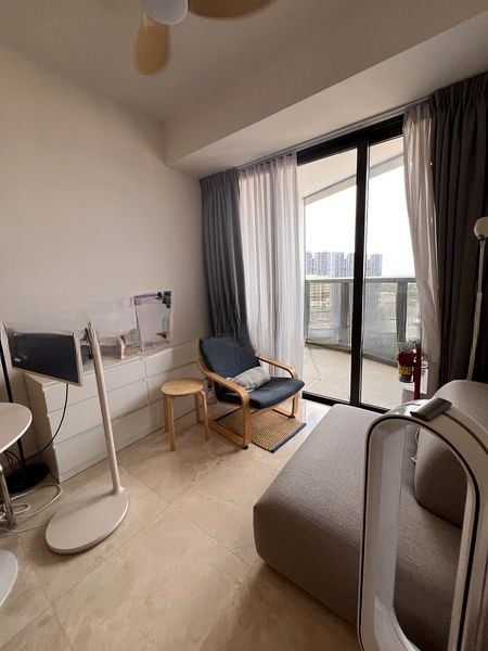 COMMONWEALTH TOWERS 5