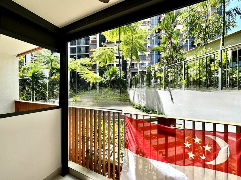 RIVERFRONT RESIDENCES 11