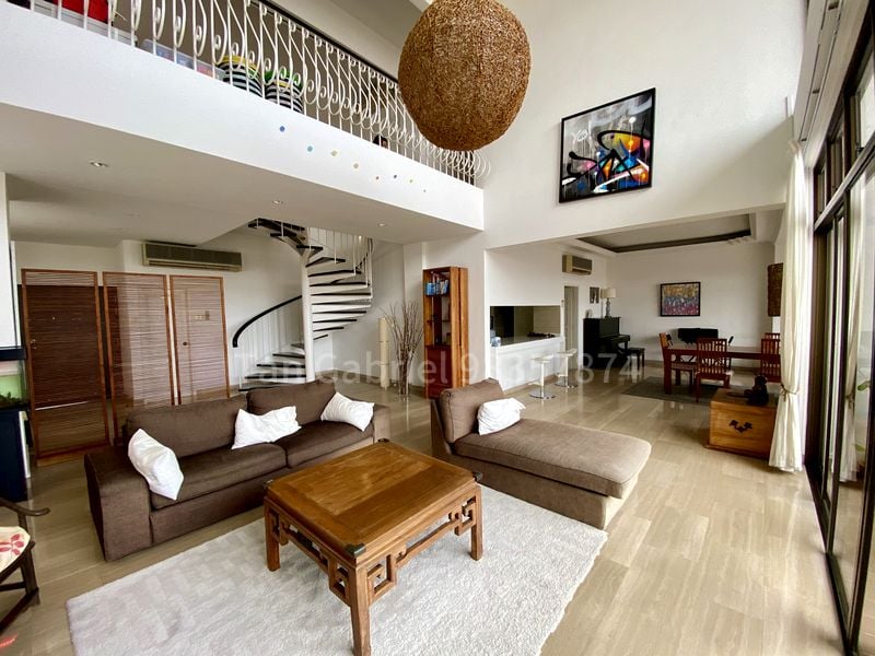 KENSINGTON PARK CONDOMINIUM 4