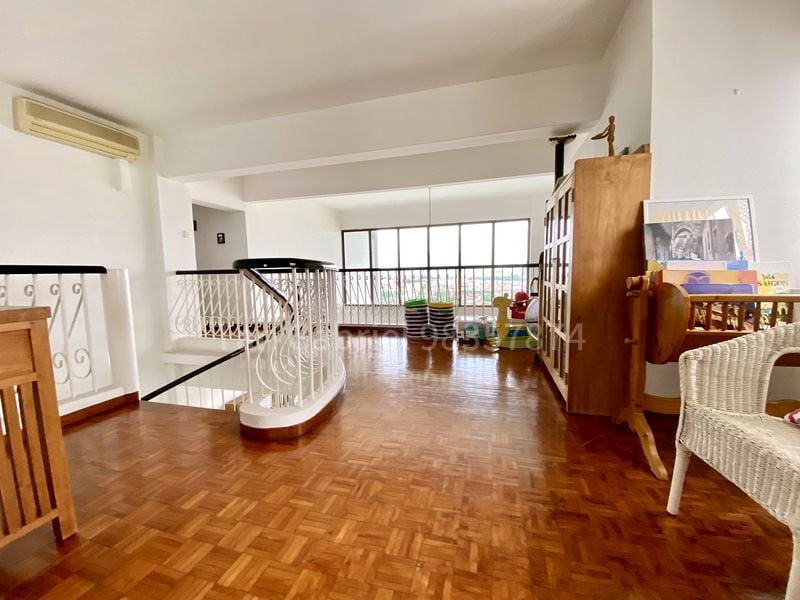 KENSINGTON PARK CONDOMINIUM 8