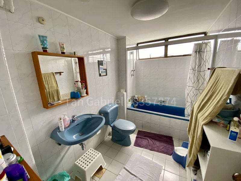 KENSINGTON PARK CONDOMINIUM 10