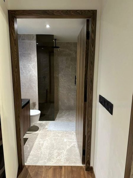 COASTLINE RESIDENCES 2