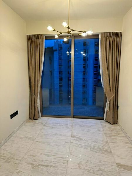 COASTLINE RESIDENCES 4