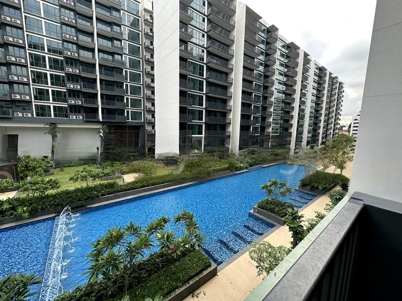 TREASURE AT TAMPINES 8