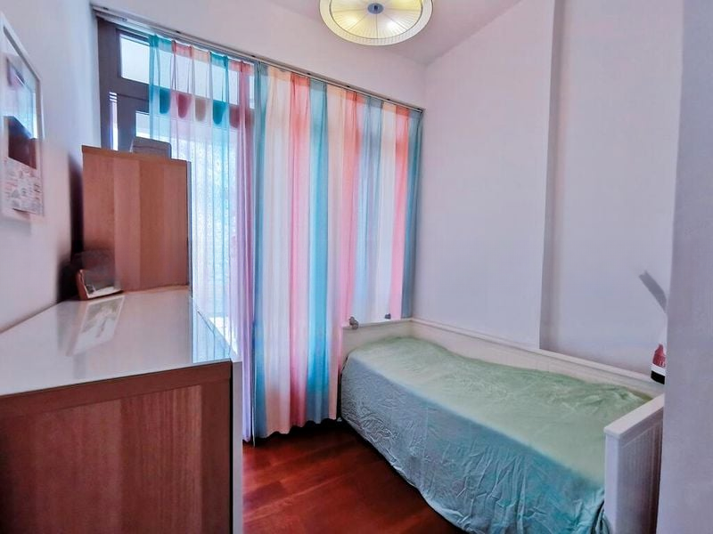 KINGSFORD . HILLVIEW PEAK 6