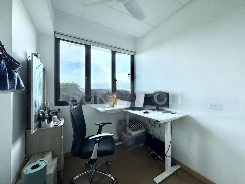 TREASURE AT TAMPINES 6