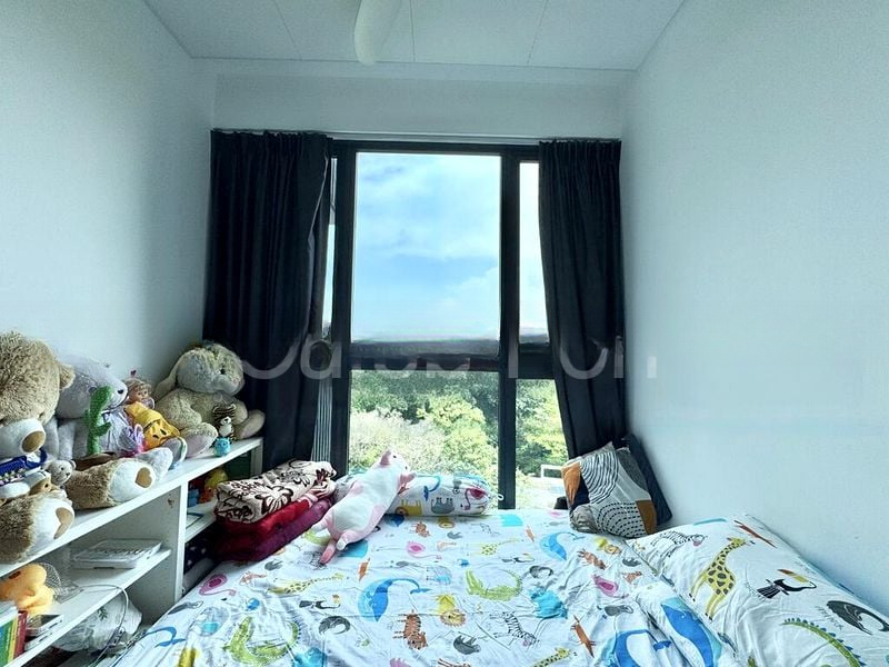 TREASURE AT TAMPINES 4