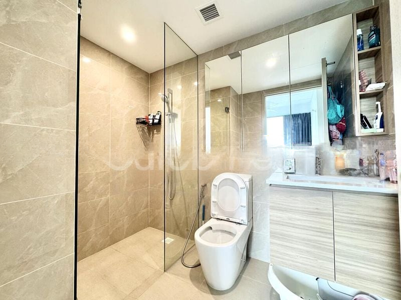 TREASURE AT TAMPINES 10