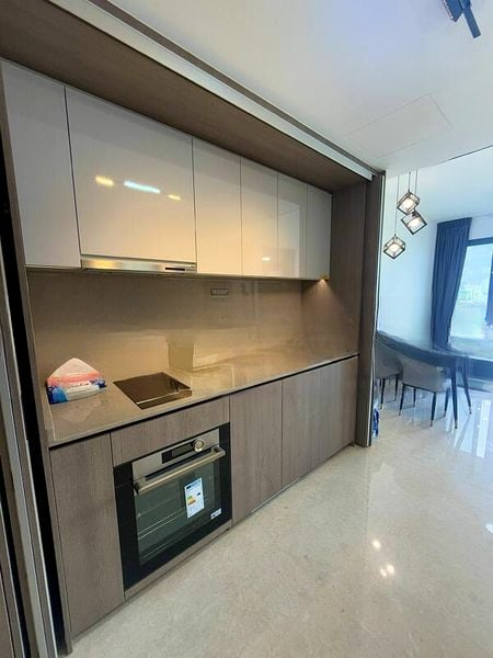 AVENUE SOUTH RESIDENCE 10