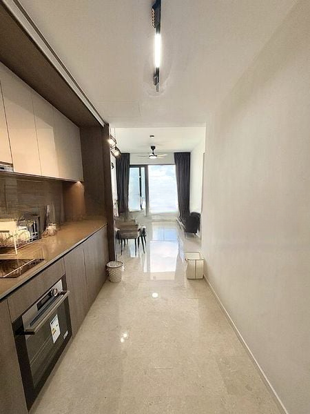 AVENUE SOUTH RESIDENCE 12