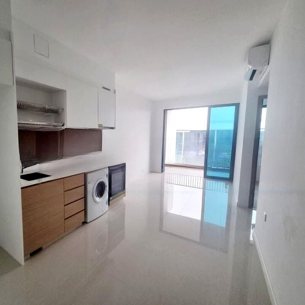 TREASURE AT TAMPINES 4