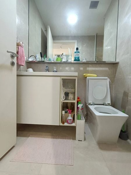 KINGSFORD . HILLVIEW PEAK 10