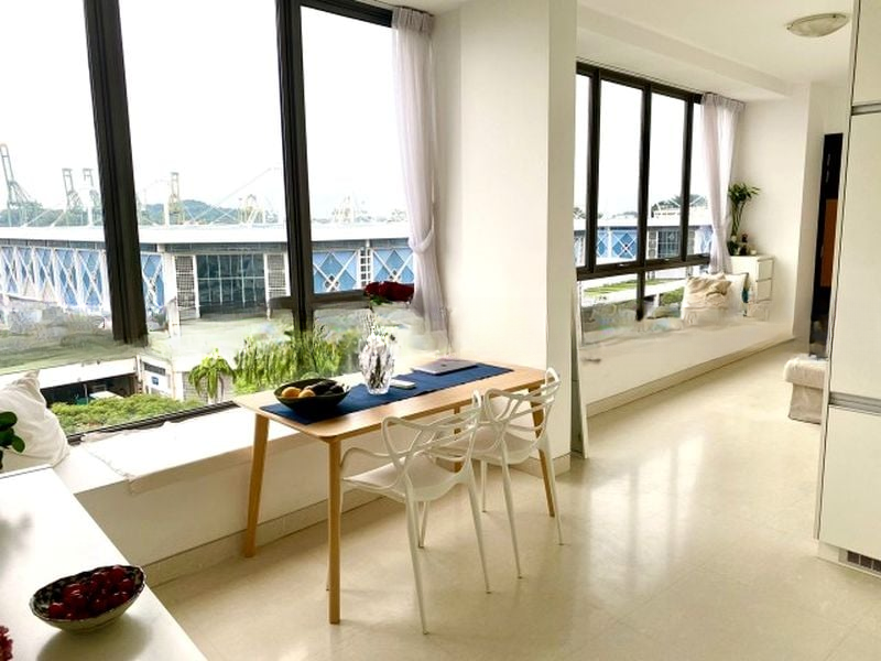HARBOUR SUITES 3