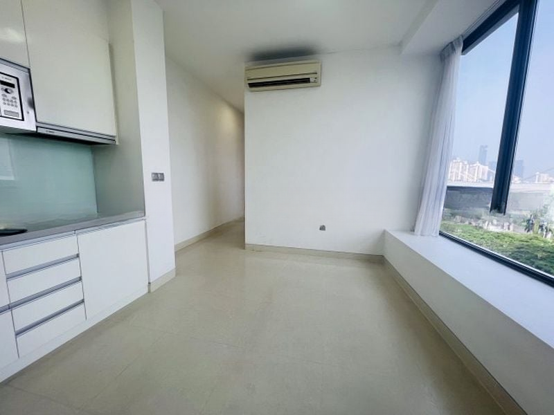 HARBOUR SUITES 9