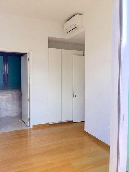 KINGSFORD . HILLVIEW PEAK 2