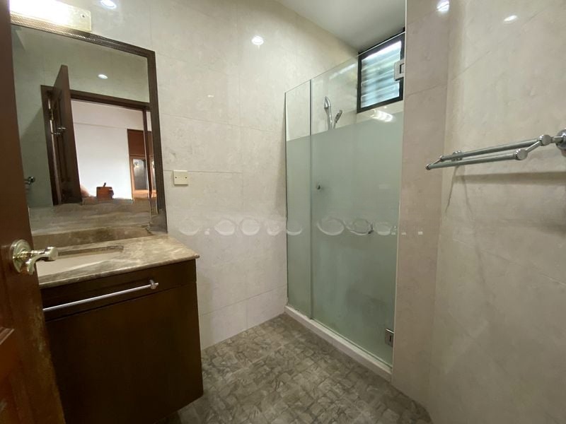 DALVEY COURT 14