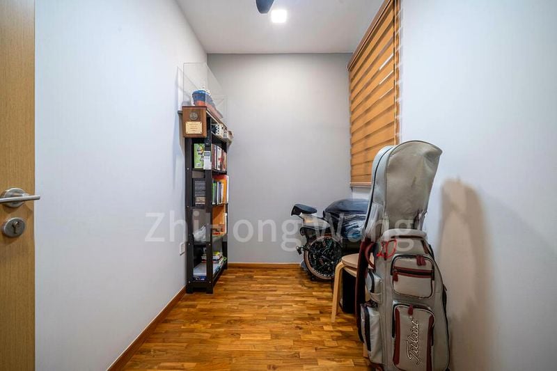 SKYPARK RESIDENCES 4