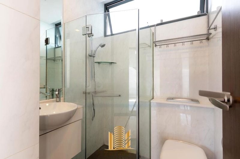 WATERMARK ROBERTSON QUAY 12