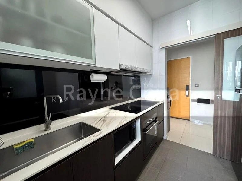 BEDOK RESERVOIR CRES 5