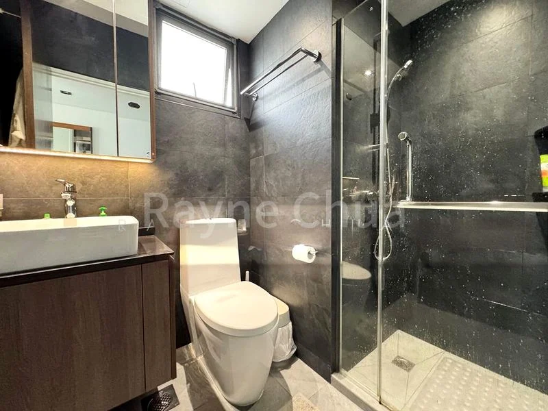 BEDOK RESERVOIR CRES 8