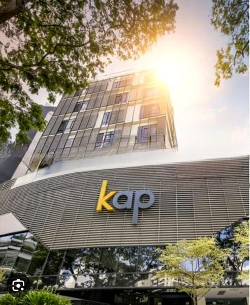 1 KING ALBERT PARK 5
