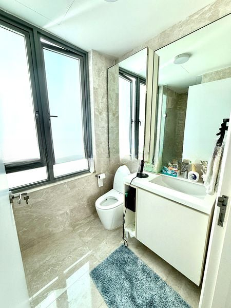 KINGSFORD . HILLVIEW PEAK 4