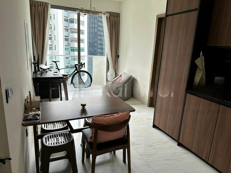 COASTLINE RESIDENCES 7