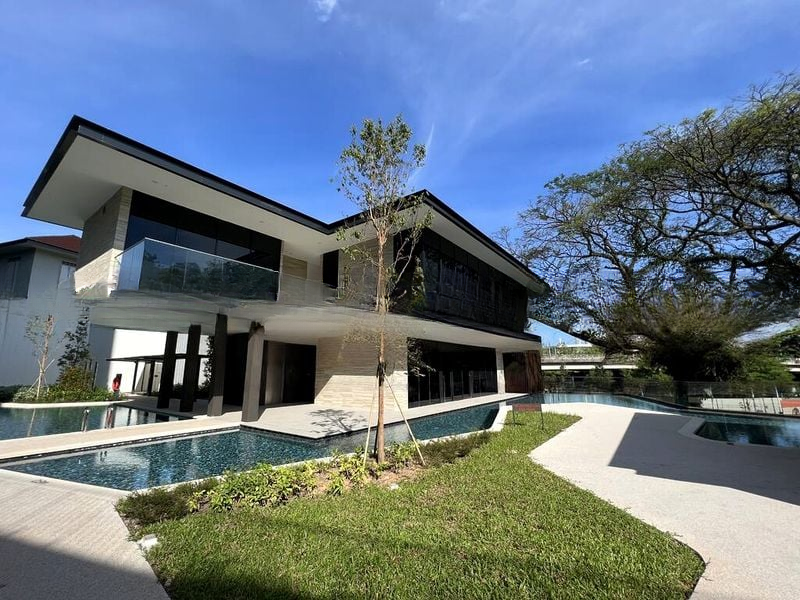 AVENUE SOUTH RESIDENCE 3