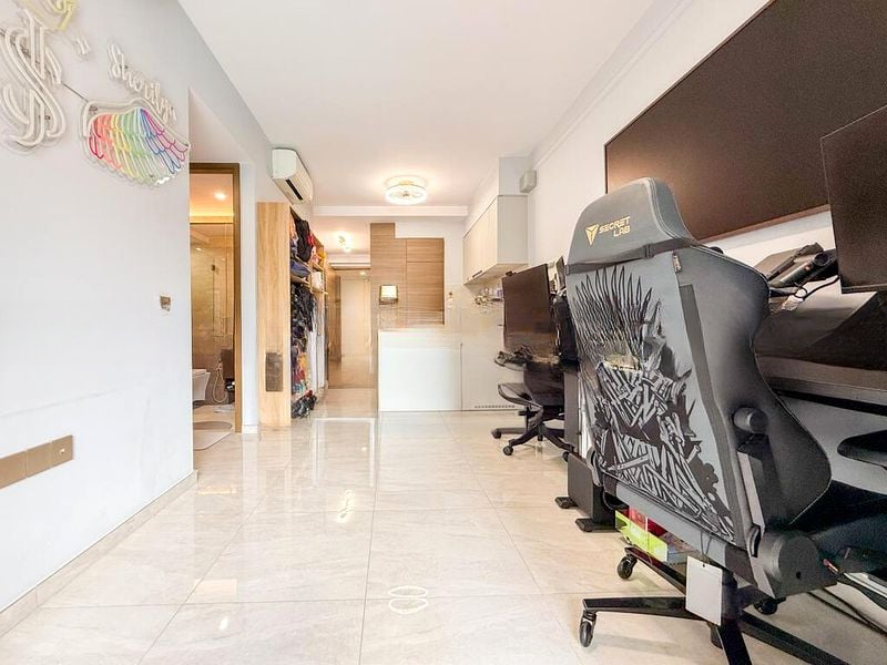 THE FLORENCE RESIDENCES 7