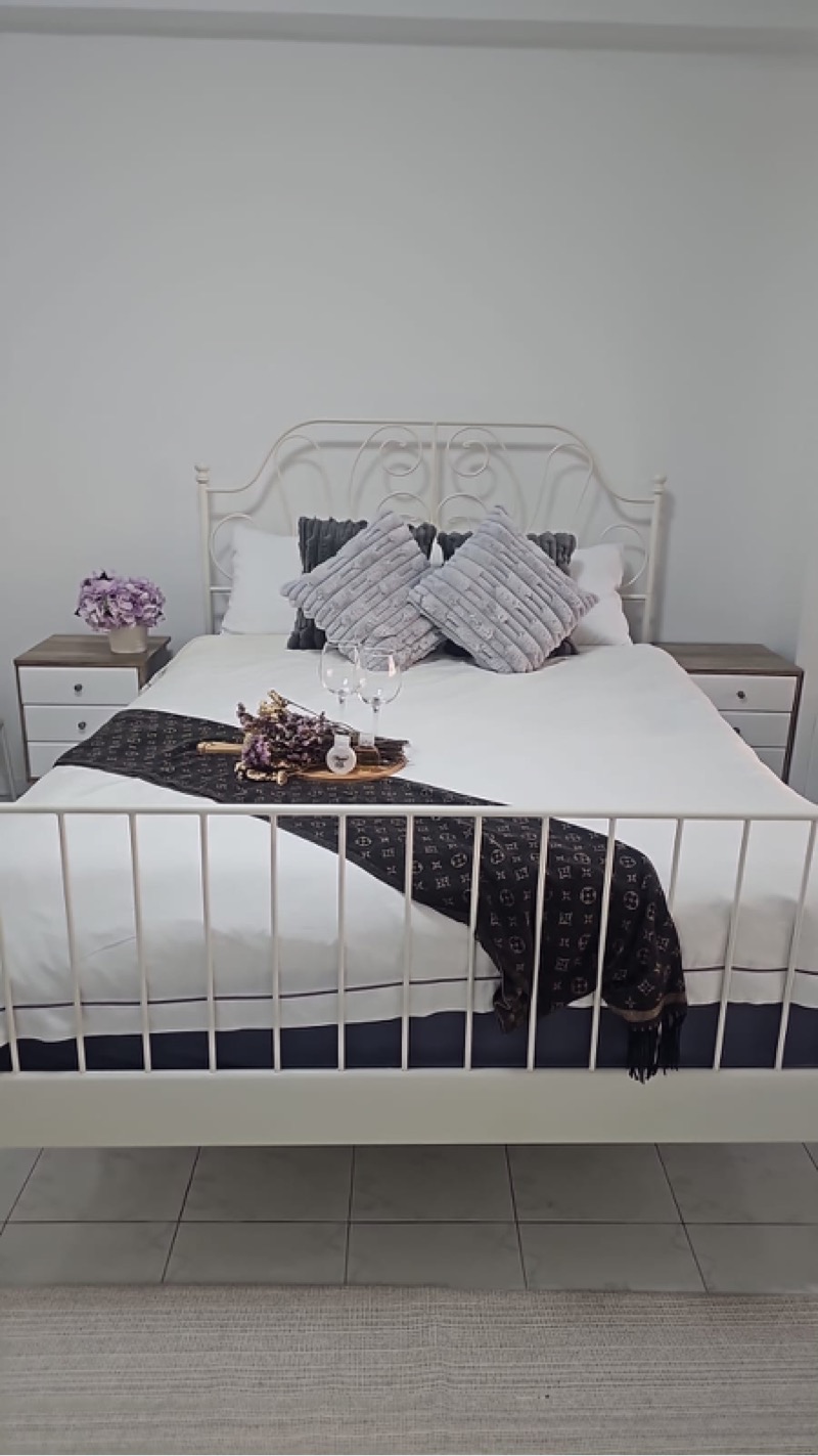 INTERNATIONAL PLAZA 20