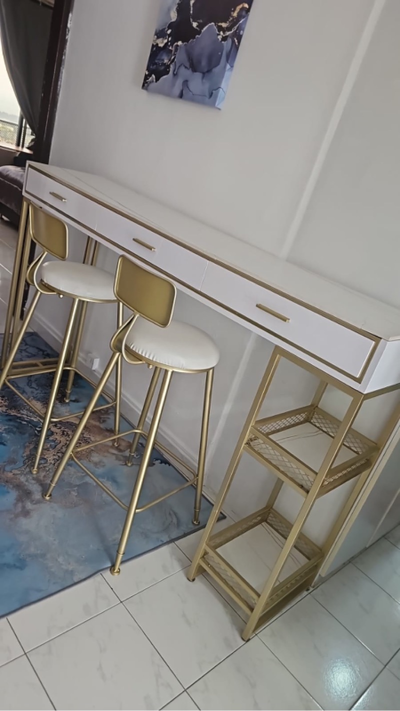 INTERNATIONAL PLAZA 24