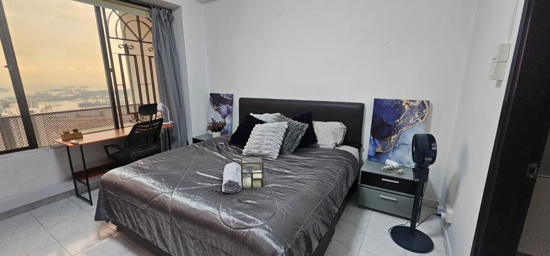 INTERNATIONAL PLAZA 80