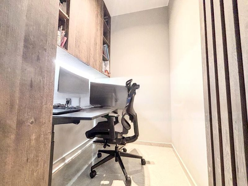 STIRLING RESIDENCES 4